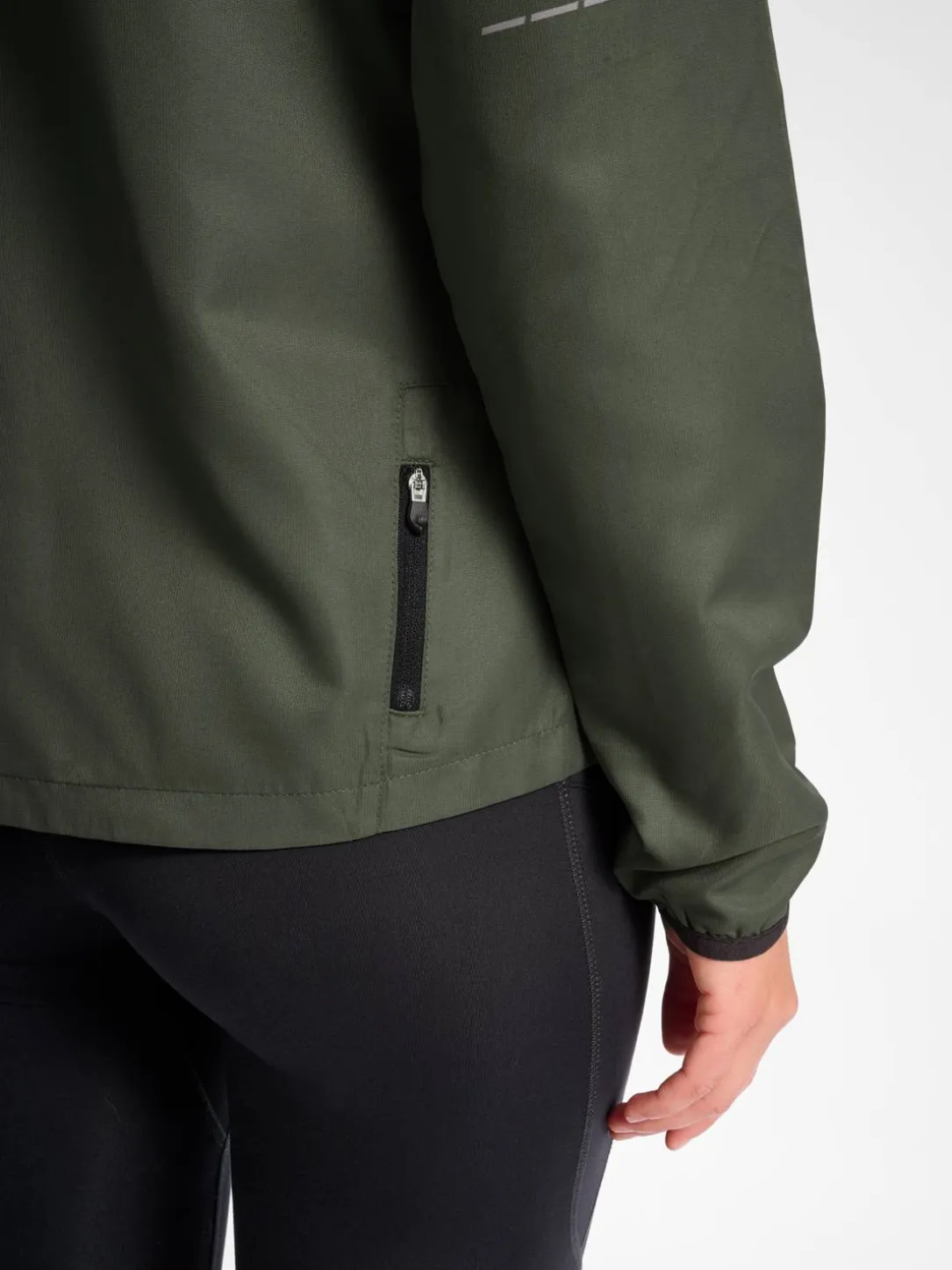 nwlBEAT JACKET WOMAN