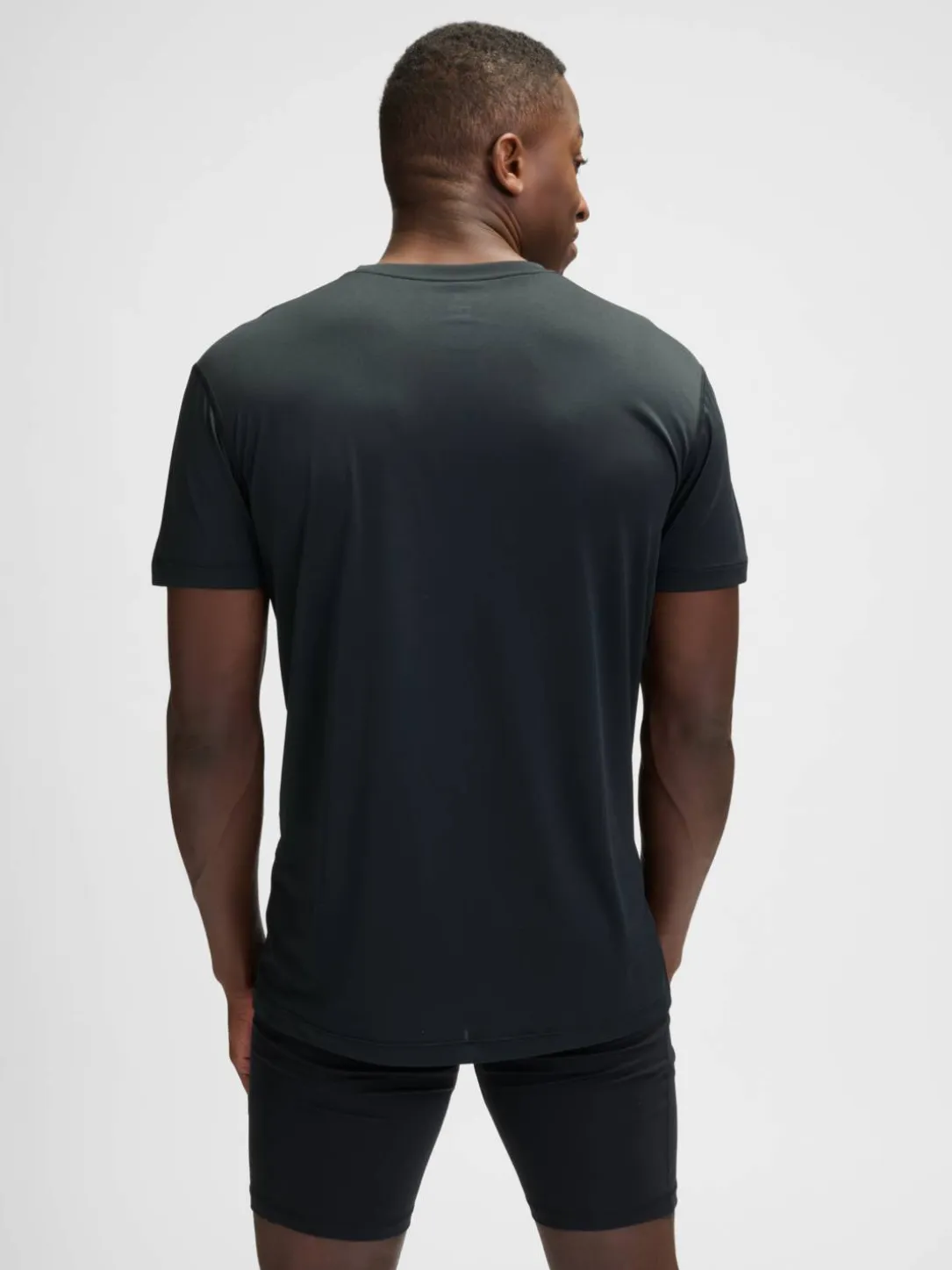 nwlBEAT T-SHIRT