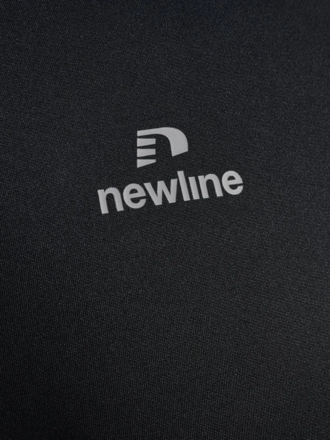 nwlBEAT T-SHIRT L/S