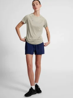 nwlBEAT W T-SHIRT