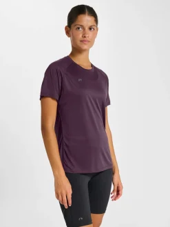 nwlBEAT W T-SHIRT