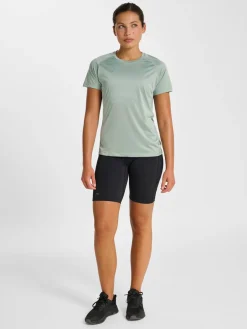 nwlBEAT W T-SHIRT