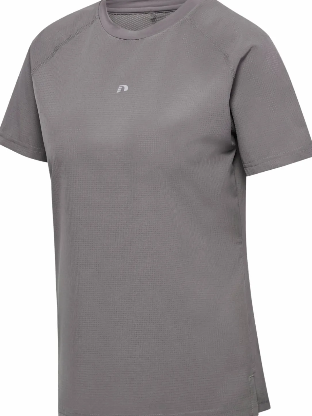 nwlBREATHE W T-SHIRT