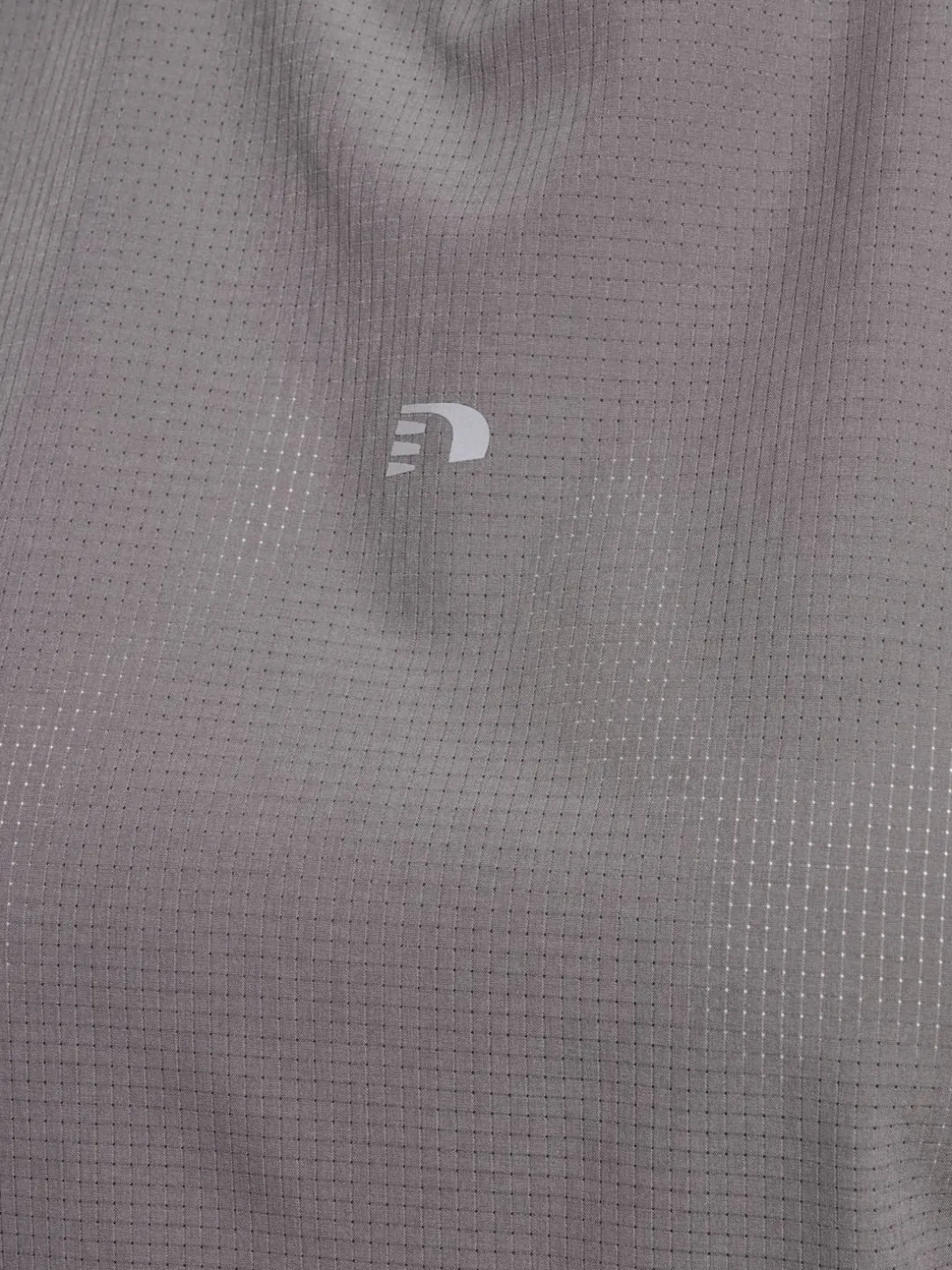 nwlBREATHE W T-SHIRT