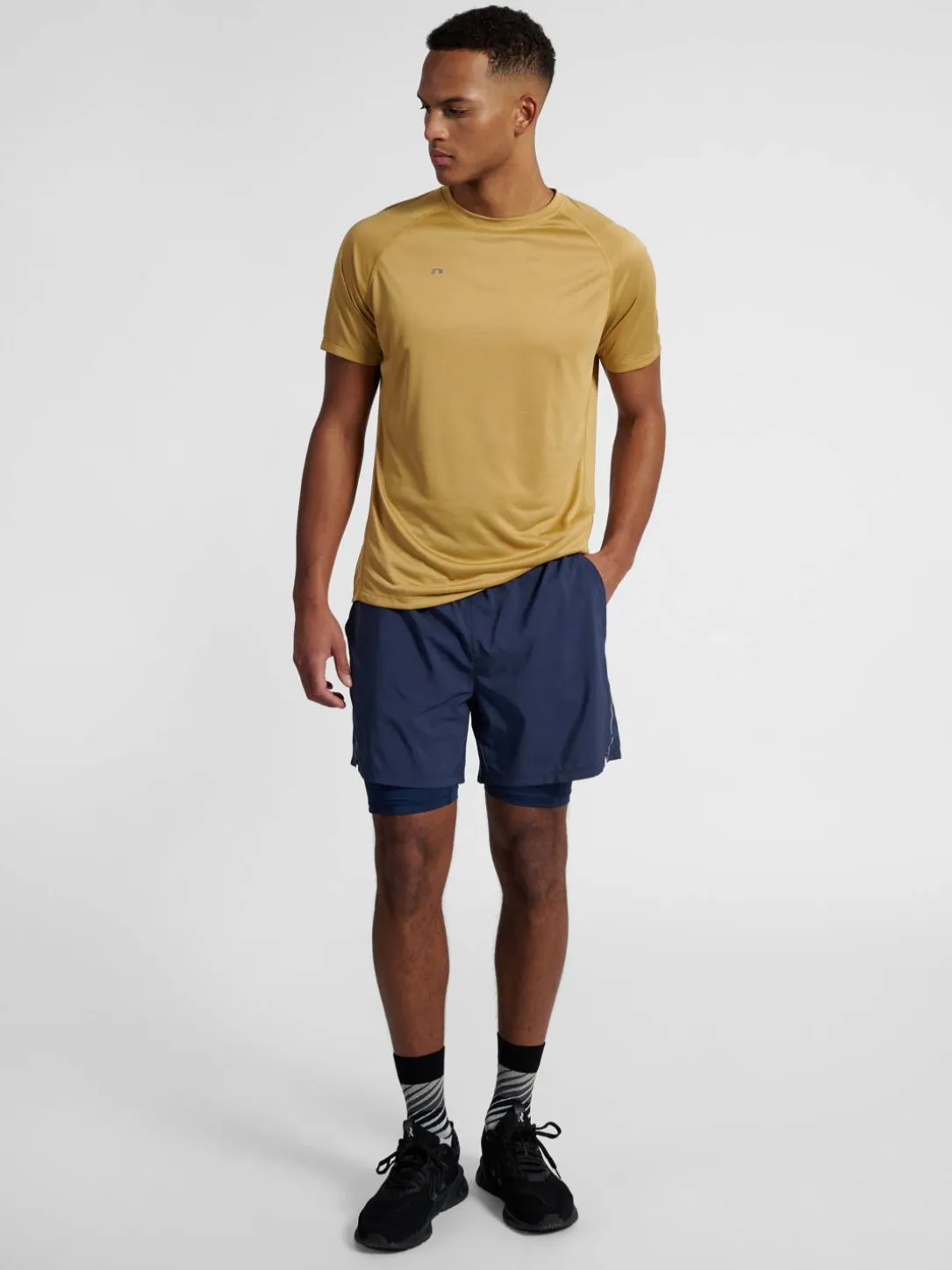 nwlFAST 2IN1 SHORTS