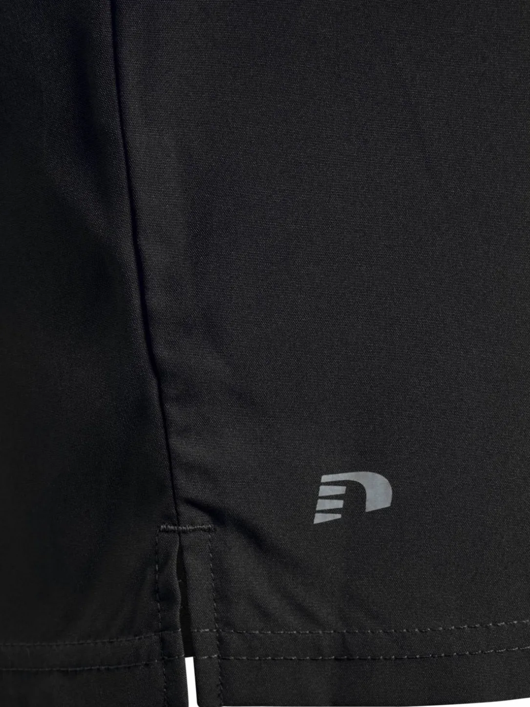 nwlSTRIDE 5inch SHORTS