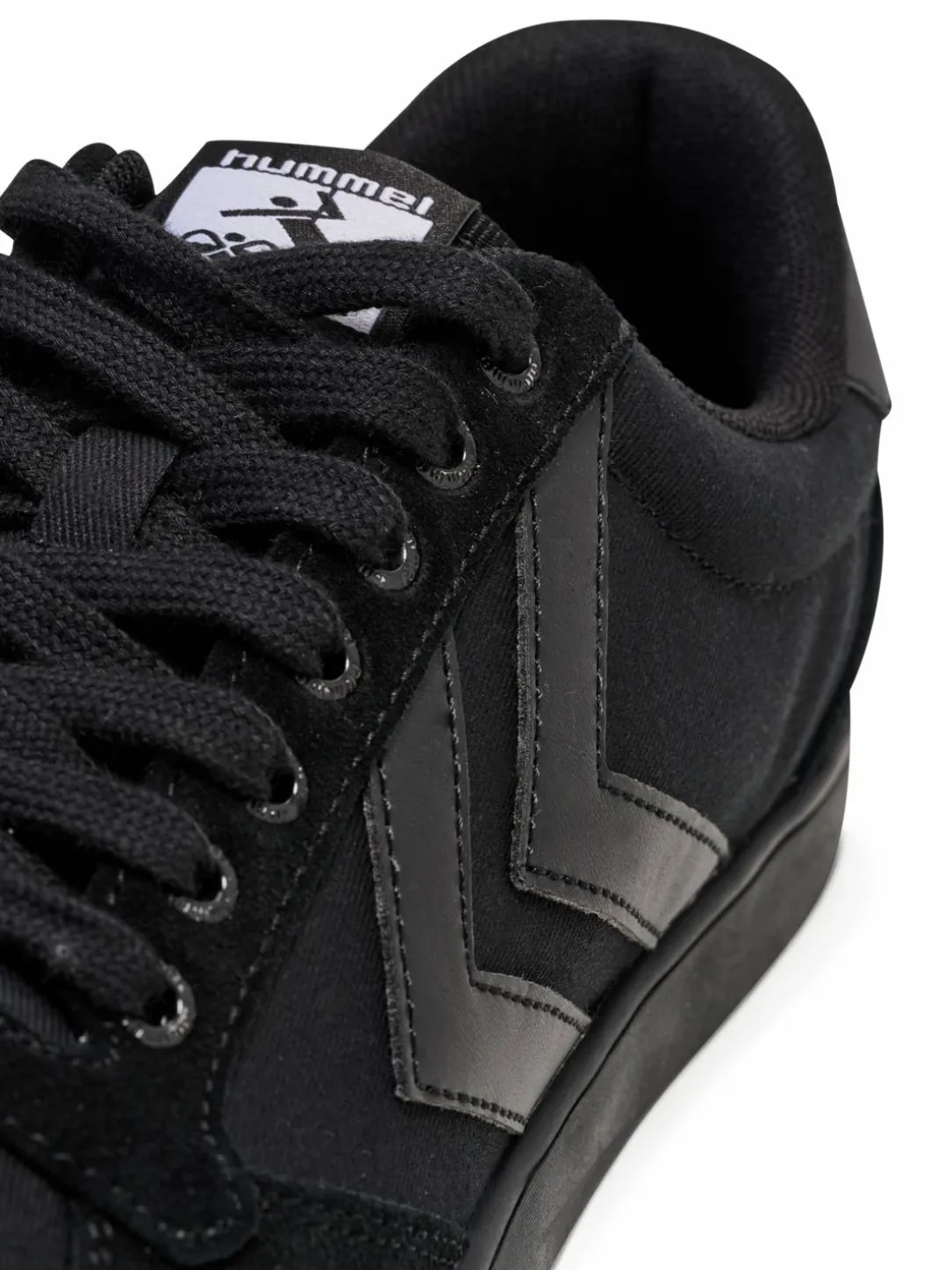 SLIMMER STADIL TONAL LOW