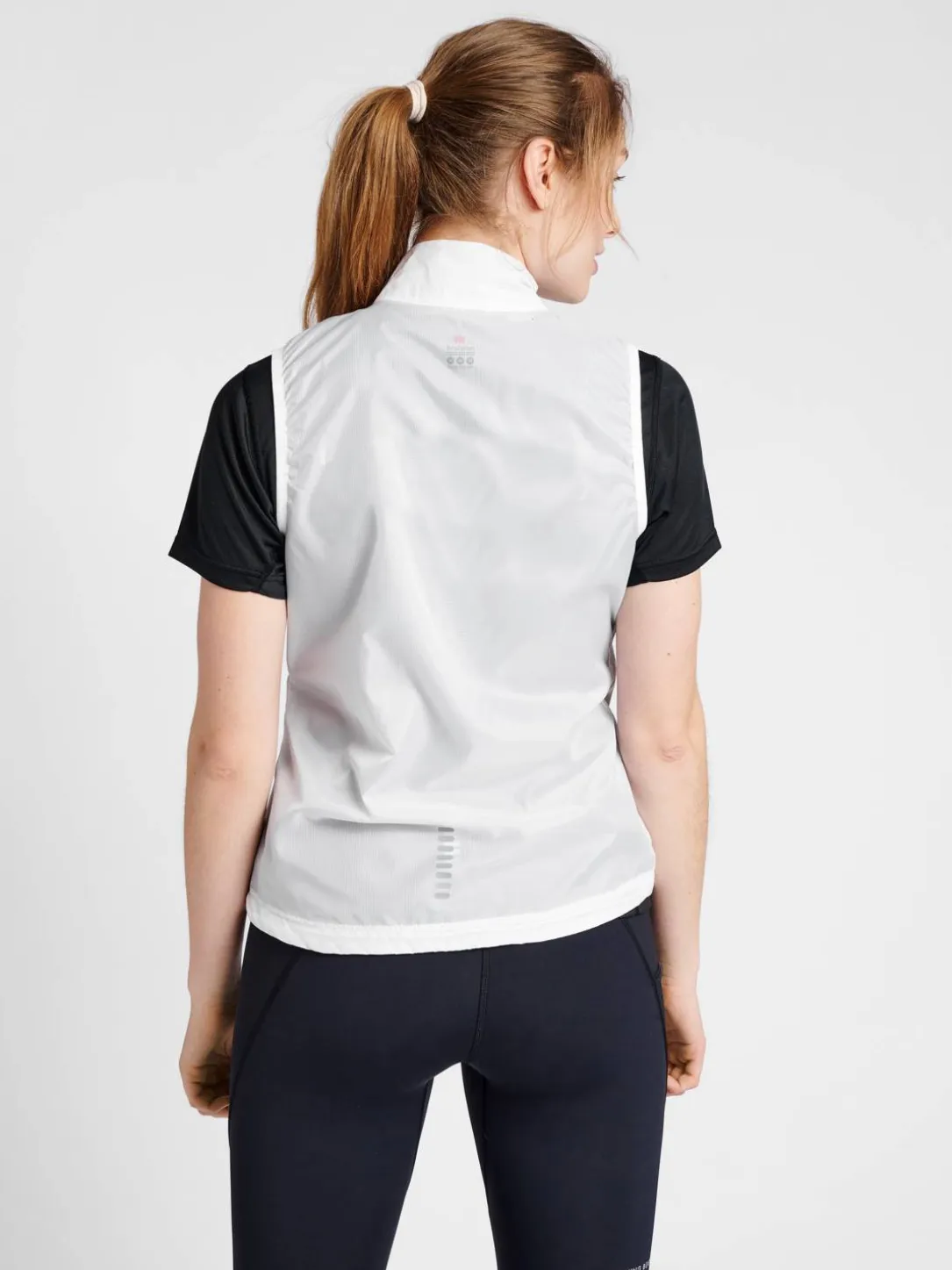 WOMEN PACKABLE TECH GILET