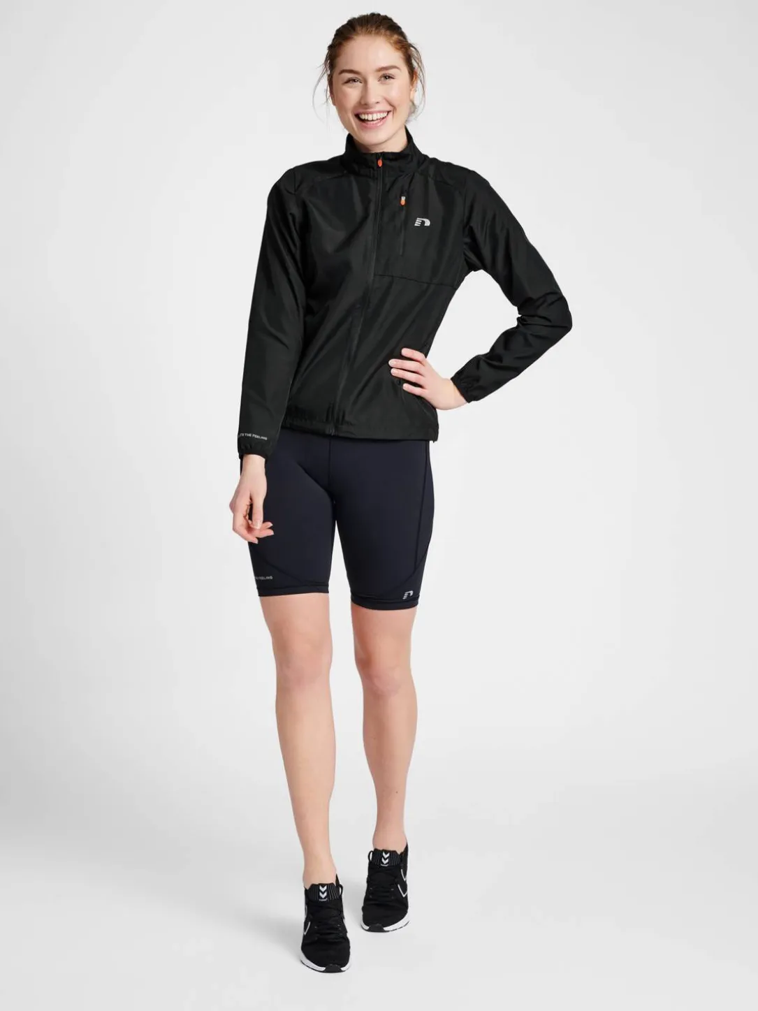 WOMENS PERFORMANCE JACKET